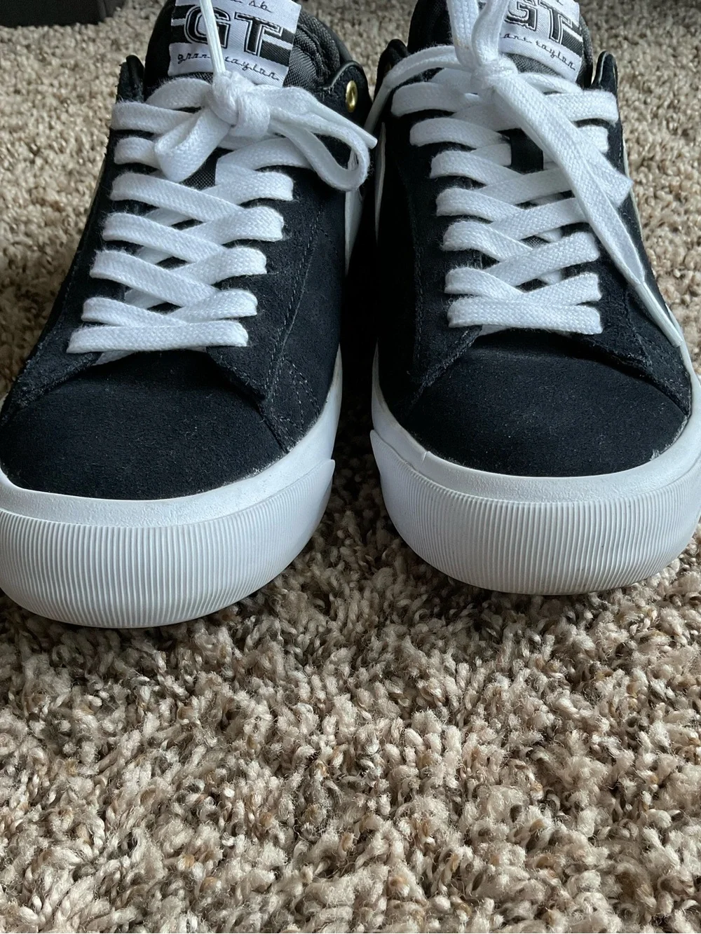 Nike SB Zoom Blazer Low Pro GT Skate Shoes